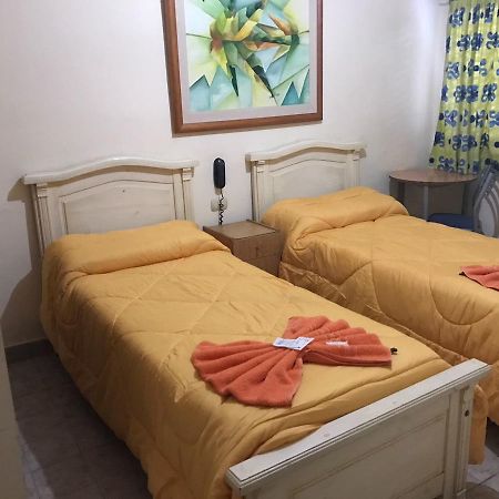 Hotel Suenos ラプラタ エクステリア 写真