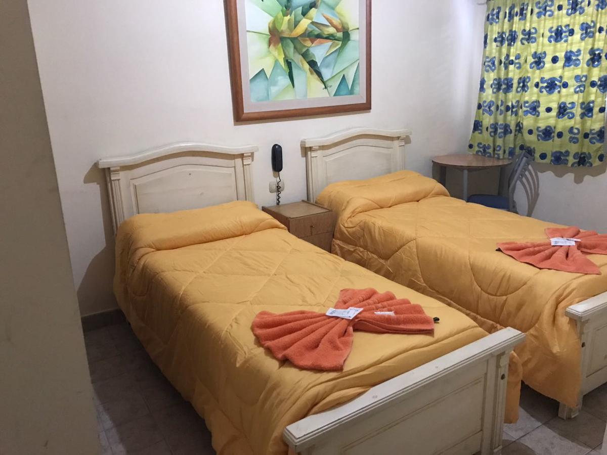Hotel Suenos ラプラタ エクステリア 写真